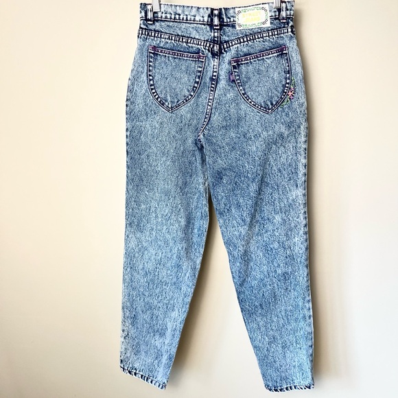 🦄 Vintage Acid Wash Jeans - Picture 4 of 15